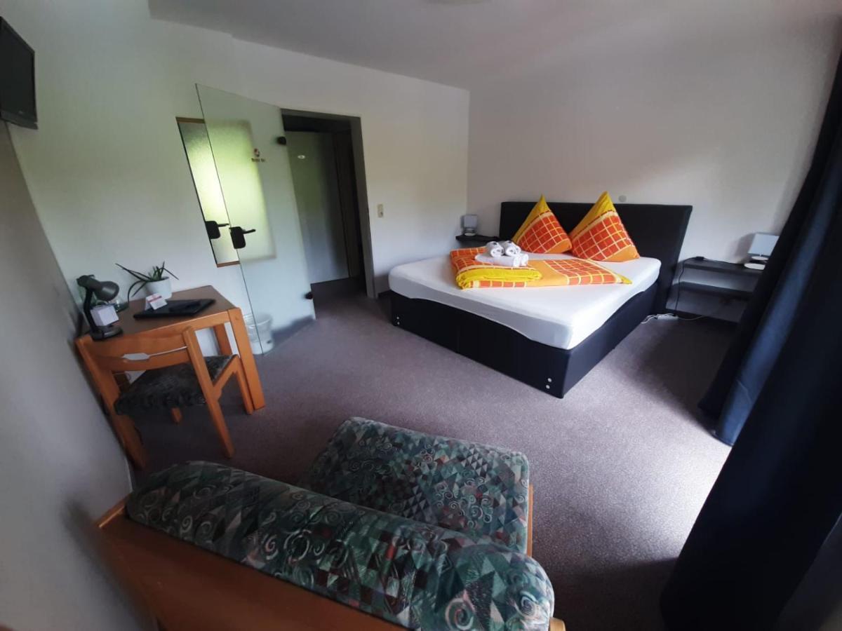 Landhotel Weisses Roess'L Adorf Экстерьер фото