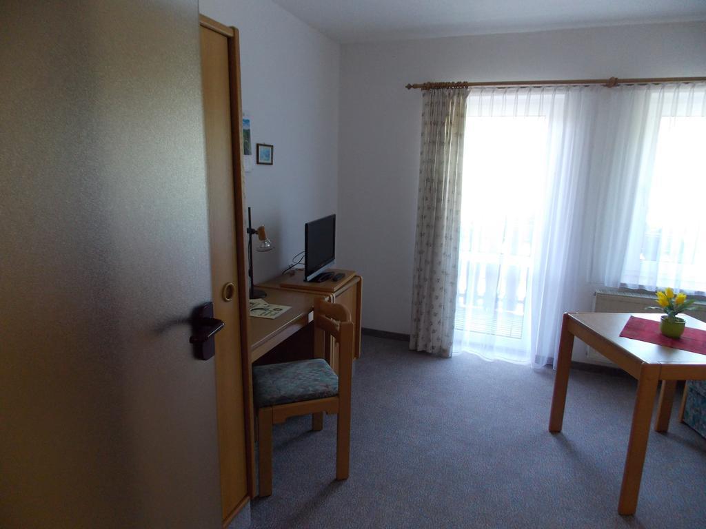 Landhotel Weisses Roess'L Adorf Номер фото