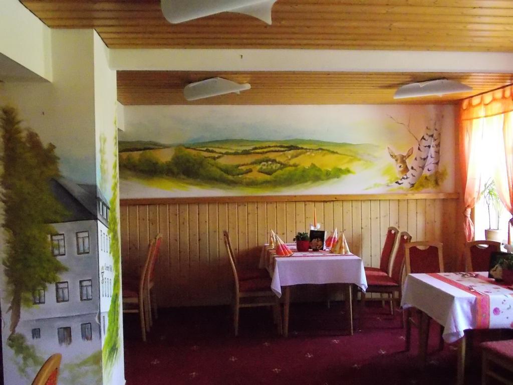 Landhotel Weisses Roess'L Adorf Экстерьер фото